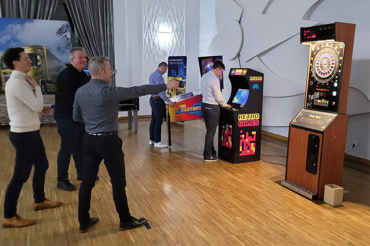 wynajem stanowisk do rzutek dart